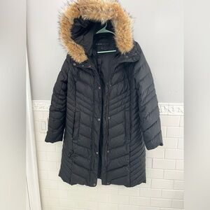 Andrew Marc Women's Kendell Genuine Coyote Fur Trimmed Quilted Jacket, med